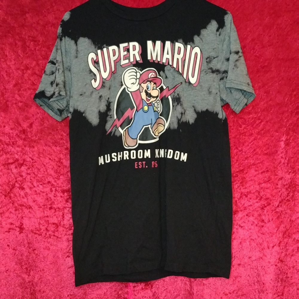 #SuperMario #mushroomKingdom t-shirt #Nintendo